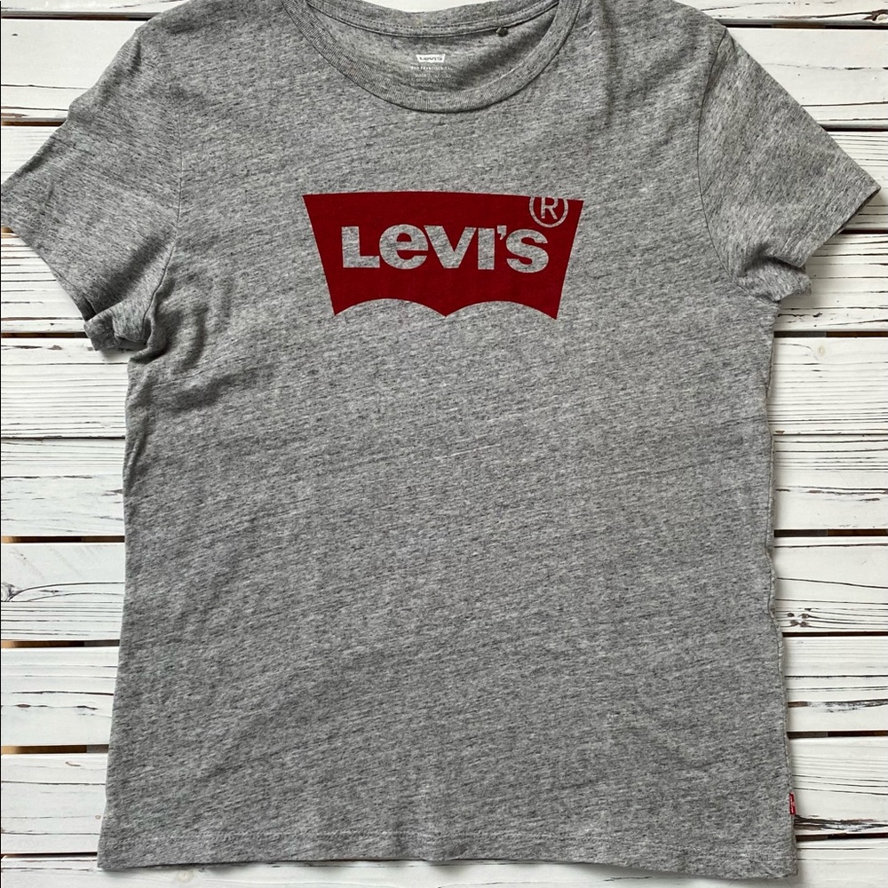 Grey Levi’s Cotton Graphic Tee